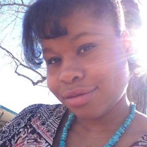 Meet your Posher, Blossom